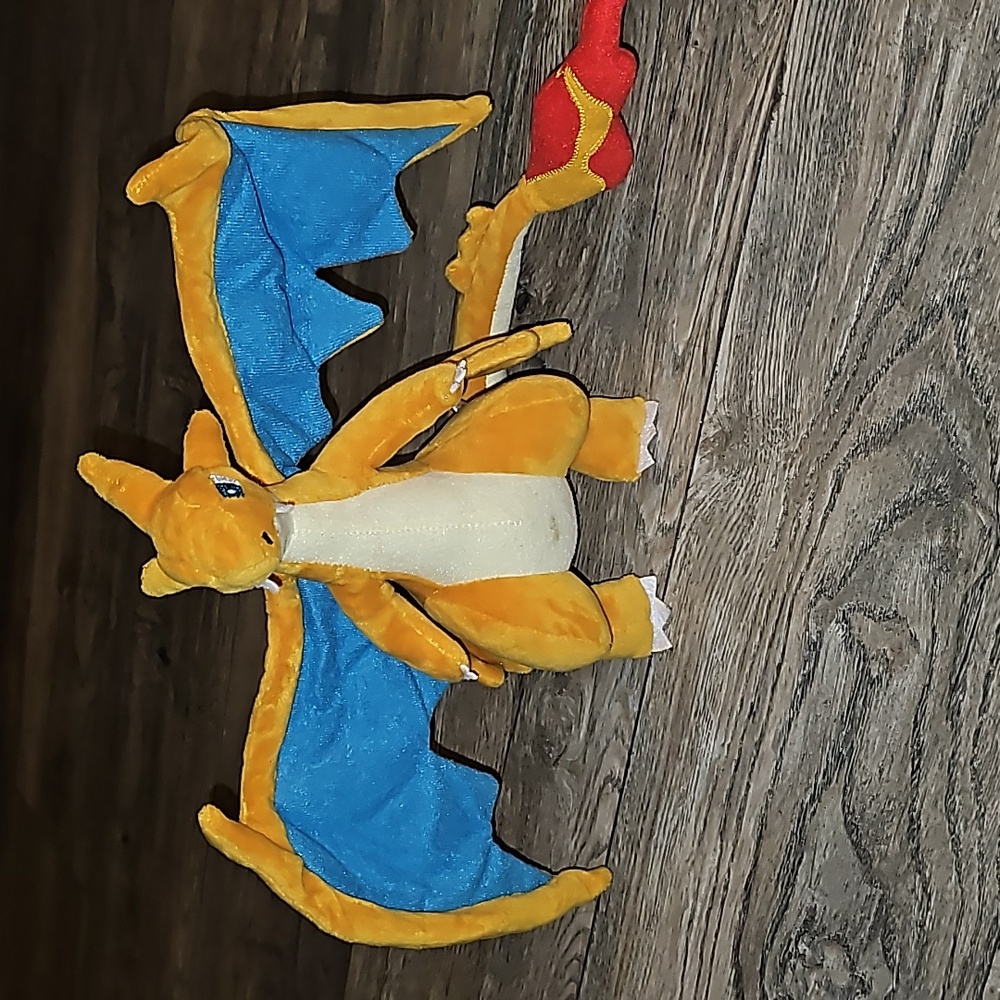 Pokémon Charizard dragon plush 🔥 b33